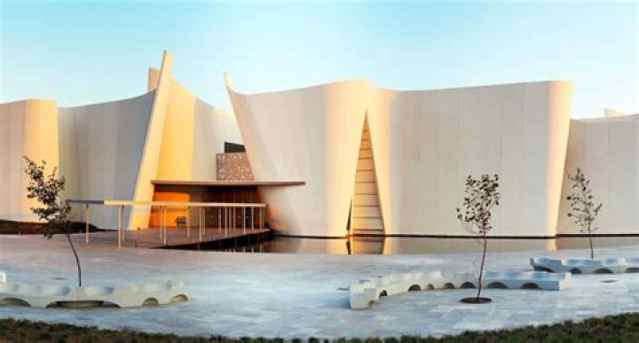 Toyo Ito (Architect) - Age, Birthday, Bio, Facts, Family, Net Worth, Height & More