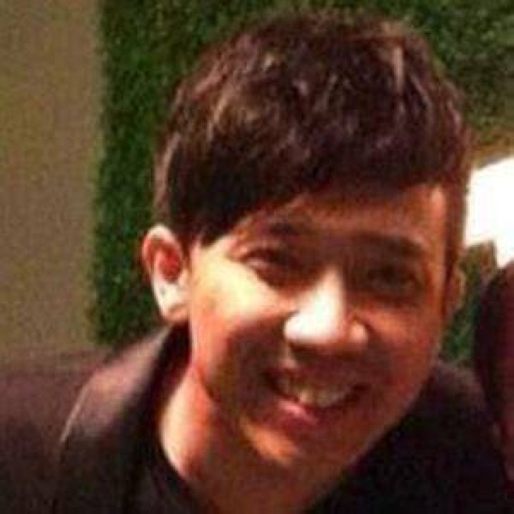 Tran Thanh (TV Show Host) - Age, Birthday, Bio, Facts, Family, Net Worth, Height & More