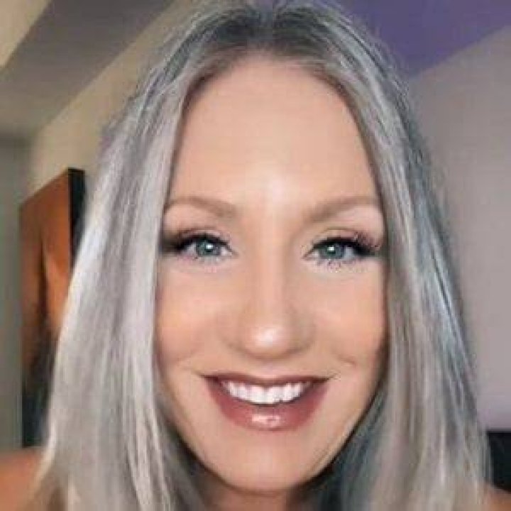 Tricia Goldsmith (TikTok Star) - Age, Birthday, Bio, Facts, Family, Net Worth, Height & More