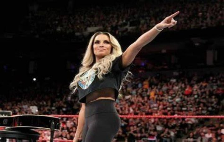 Trish Stratus (Wrestler) - Age, Birthday, Bio, Facts, Family, Net Worth, Height & More