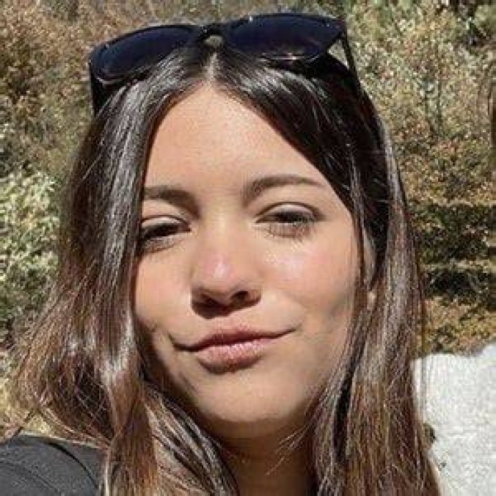 Vale De La Maza (TV Actress) - Age, Birthday, Bio, Facts, Family, Net Worth, Height & More