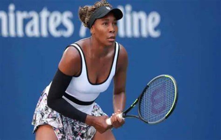 Venus Williams (Tennis Player) - Age, Birthday, Bio, Facts, Family, Net Worth, Height & More