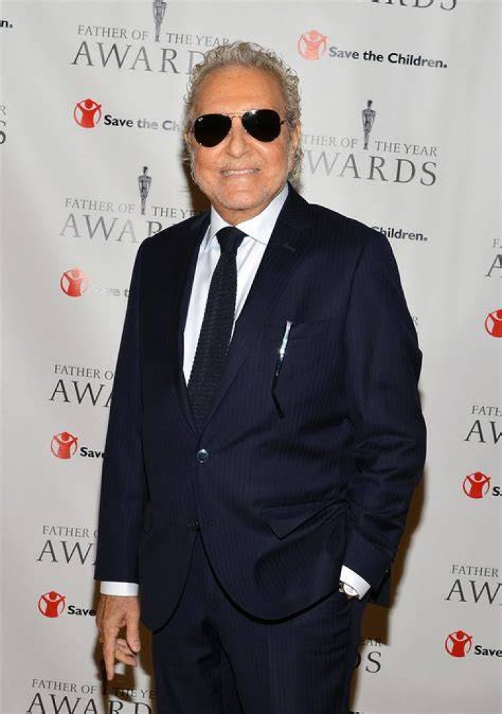 Vince Camuto (Fashion Designer) - Age, Birthday, Bio, Facts, Family, Net Worth, Height & More