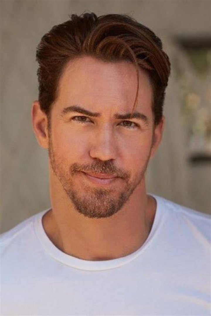 Wes Ramsey (TV Actor) - Age, Birthday, Bio, Facts, Family, Net Worth, Height & More