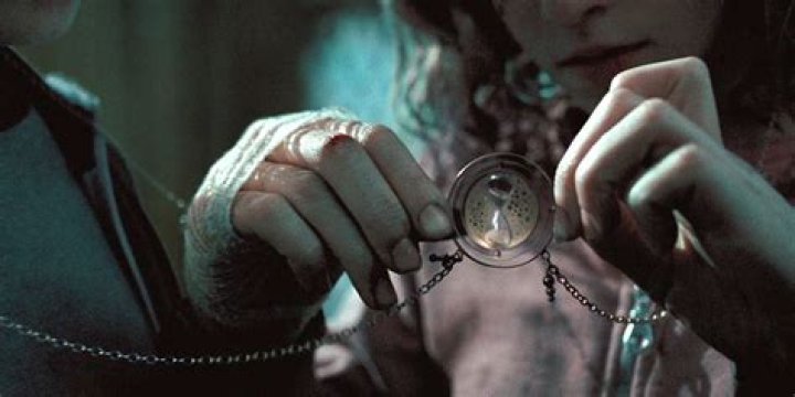 What does it say on Hermione’s Time-Turner?
