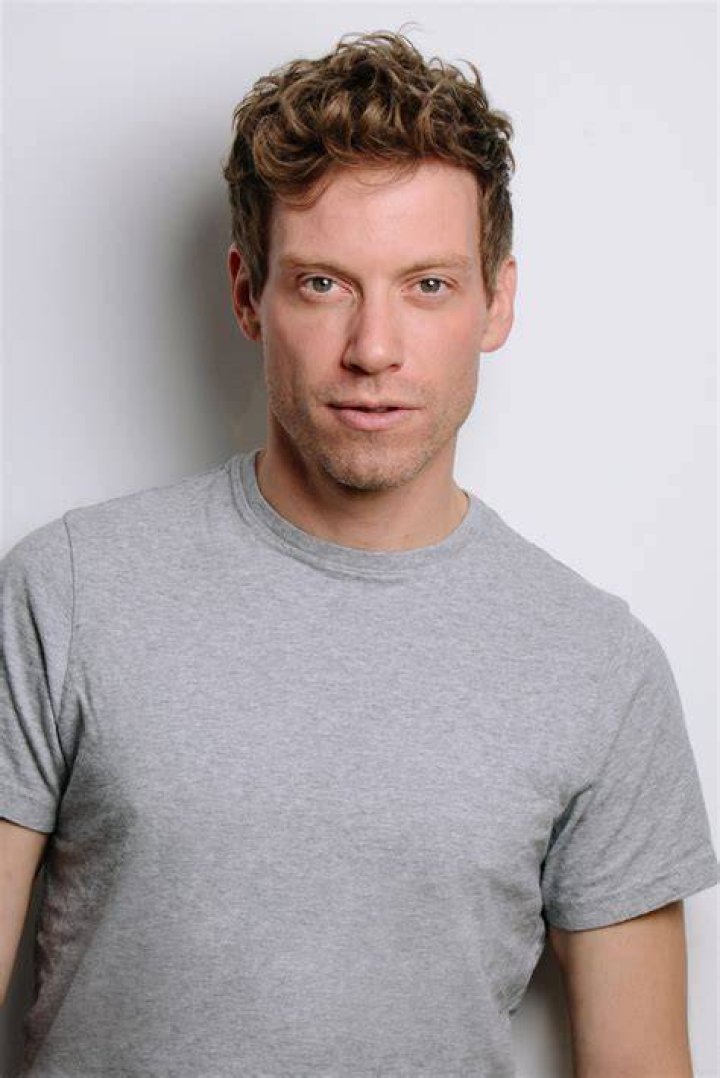 What is Barrett Foa doing now?