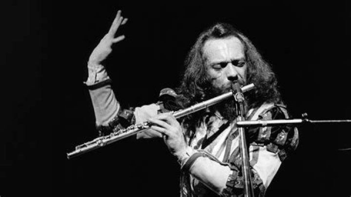 What is Ian Anderson’s net worth? – Celebrity.fm – #1 Official Stars, Business & People Network, Wiki, Success story, Biography & Quotes