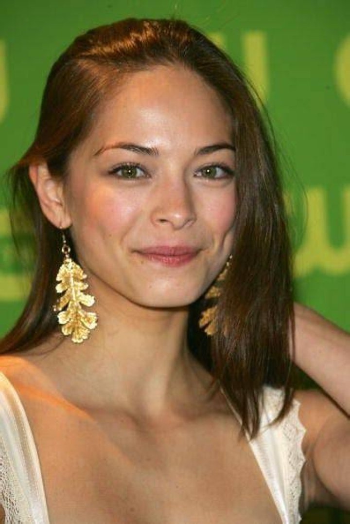 What is Kristin Kreuk net worth? – Celebrity.fm – #1 Official Stars, Business & People Network, Wiki, Success story, Biography & Quotes