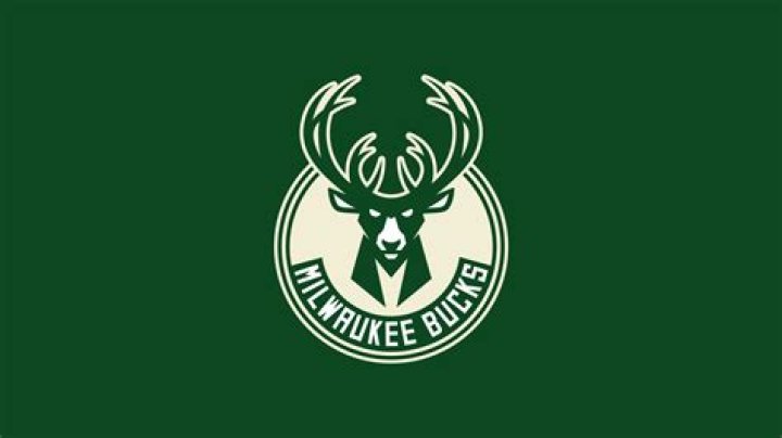 Who is the new Bucks announcer?
