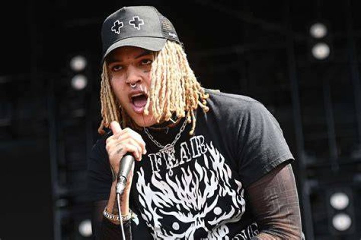 Who is the poorest rapper?