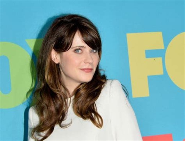 Who is Zooey Deschanel net worth?