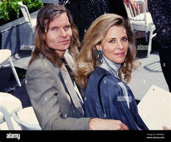 Why did Lindsay Wagner divorce so much? – Celebrity.fm – #1 Official Stars, Business & People Network, Wiki, Success story, Biography & Quotes