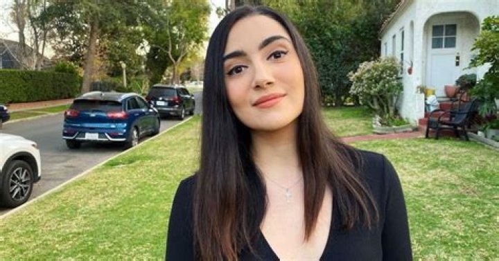 Why did Safiya Nygaard leave Los Angeles?