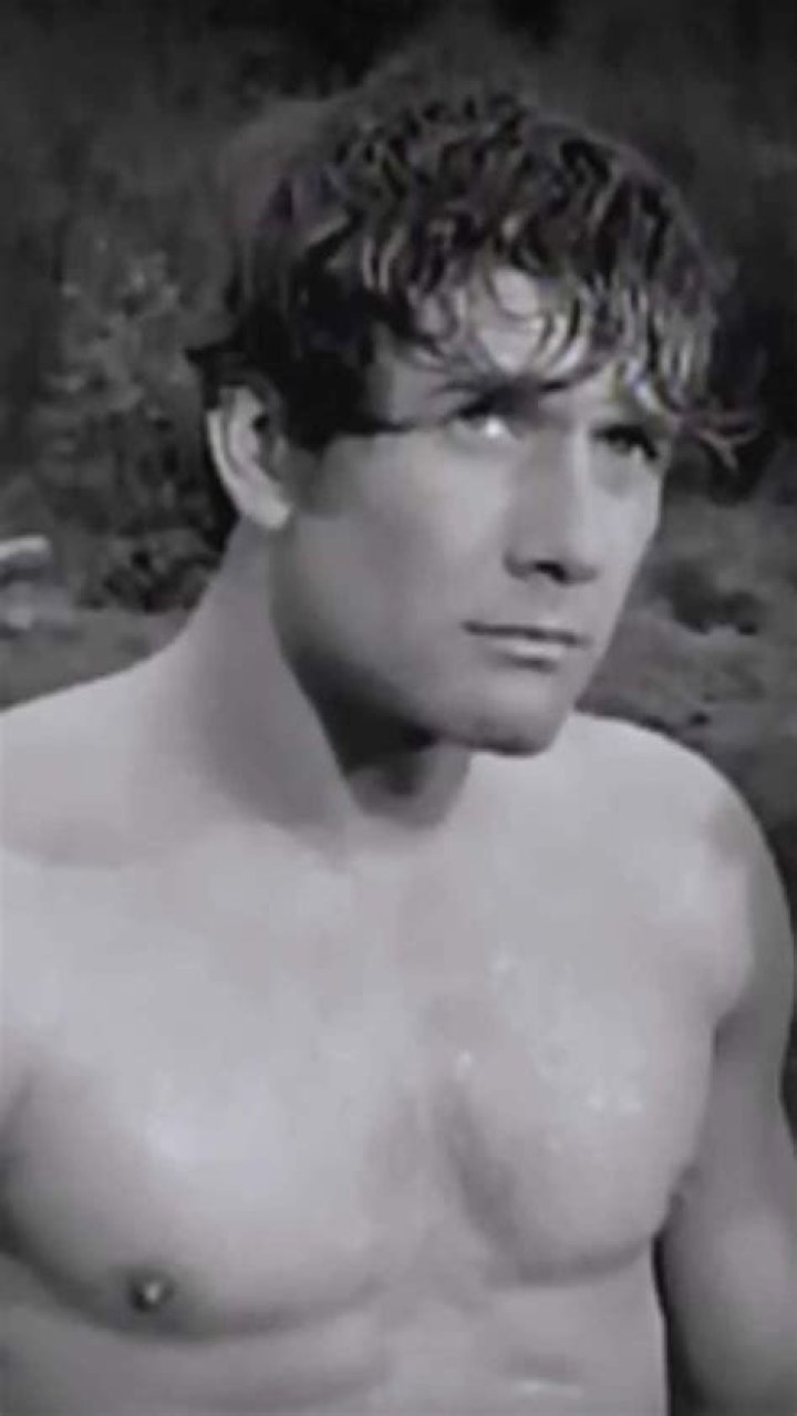 William S. Hart (Movie Actor) - Age, Birthday, Bio, Facts, Family, Net Worth, Height & More